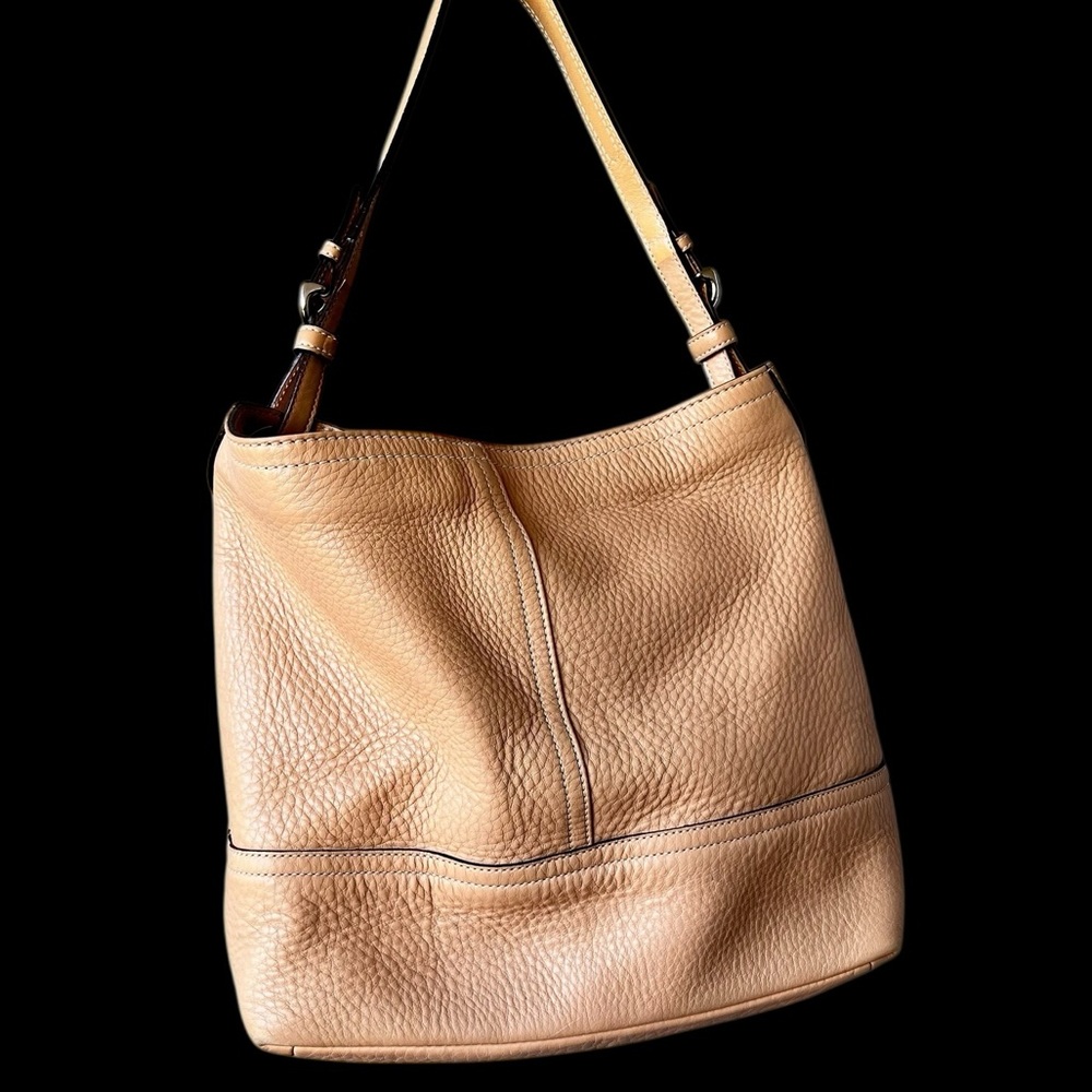 COACH Leather Hobo Style Bucket Bag Purse, Handbag, Shoulder Bag